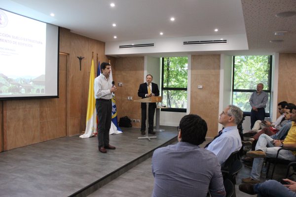 Reconocido experto en diseño sísmico dicta charla magistral en CIGIDEN