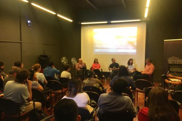 Conversatorio ciudadano en Antofagasta: conocimiento local, político y científico sobre aluviones