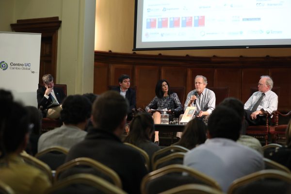 Seminario abordó desafíos del cambio climático y escenario chileno frente a la COP25