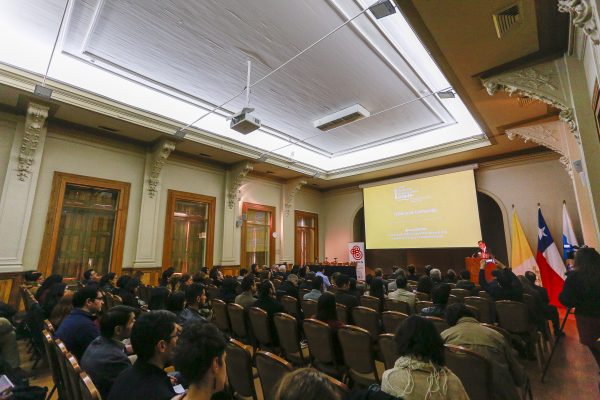 Seminario internacional 2019: resiliencia de sistemas críticos, política pública, costo político y económico de desastres