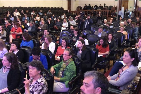 CIGIDEN participa de diálogo colectivo sobre cambio climático y biodiversidad desde la perspectiva de género