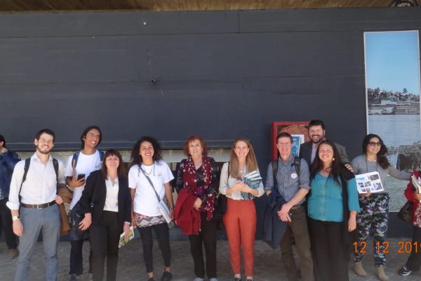 Crisis socioambiental, conservación de la costa y fórmulas de participación local son debatidos en encuentro científico ciudadano en Valparaíso