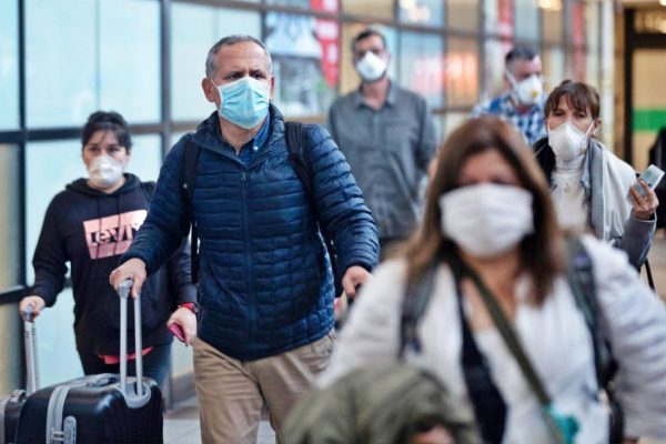 Comportémonos todos como si estuviésemos contagiados con el virus