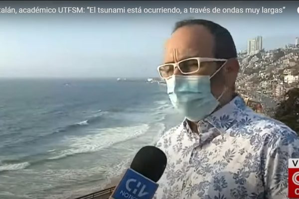 CNN | Patricio Catalán, académico UTFSM: “El tsunami está ocurriendo, a través de ondas muy largas”