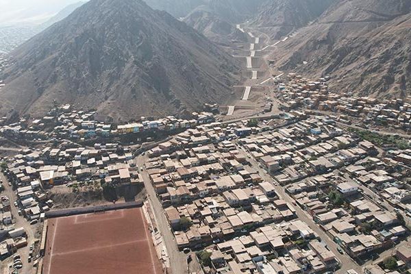 Imágenes captadas por equipo UCN-CIGIDEN alertan sobre riesgo aluvional y de incendio en quebradas antofagastinas