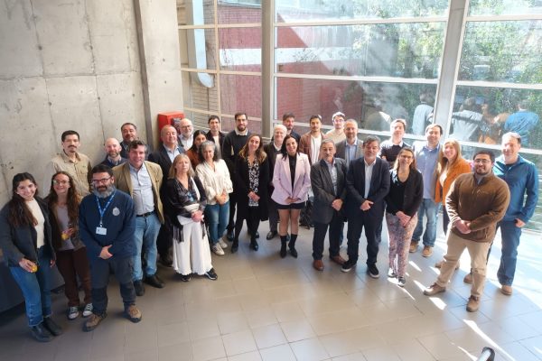Workshop internacional reunió a investigadores y organismos públicos para abordar inundaciones, incendios y exposición territorial